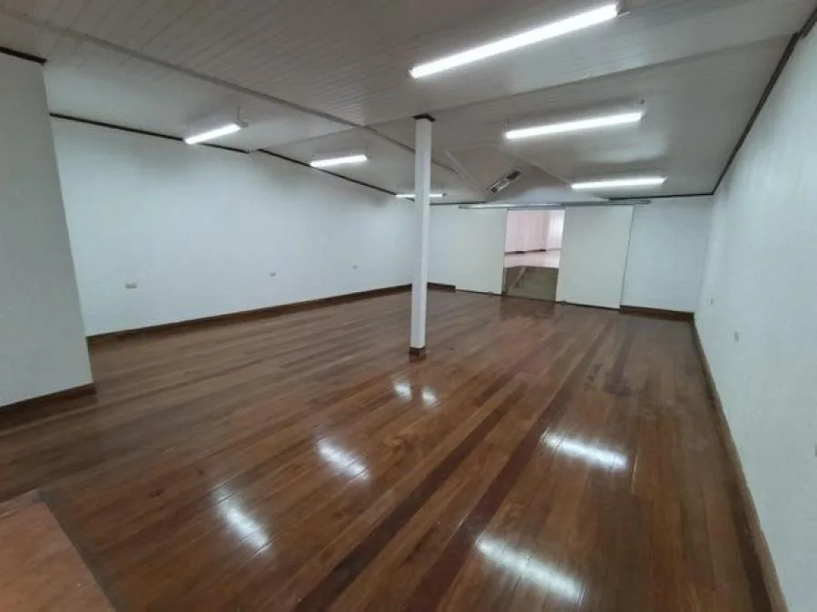 Alquiler de Local Comercial en San Vicente de Moravia. - Alquiler / Renta en Moravia — photo 2