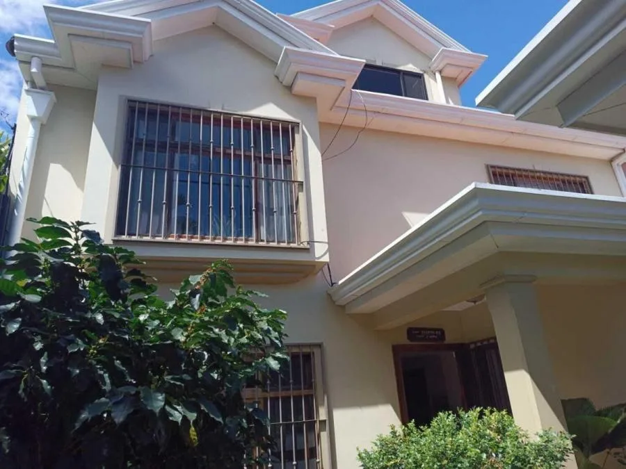CASA EN VENTA EN ESCAZU, cod: CTL 25-1164 - Venta en Escazú