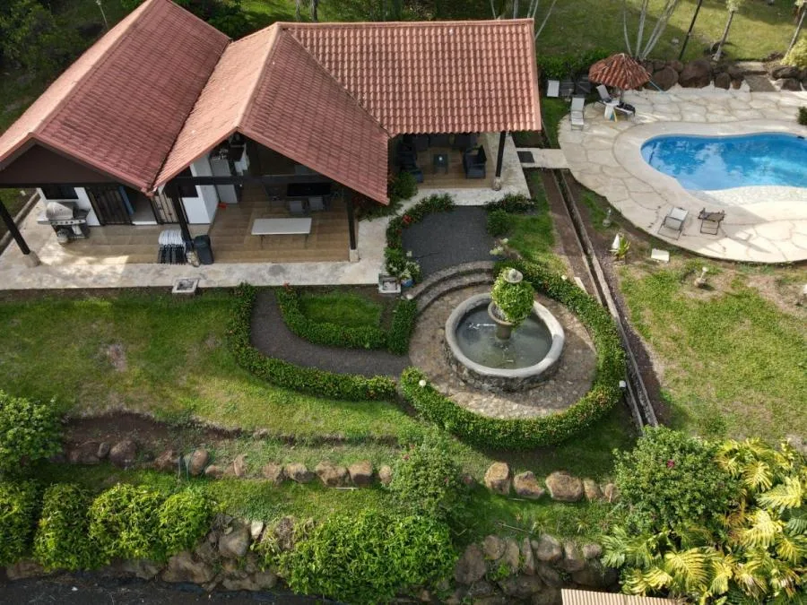 CASA EN VENTA EN LA GUÁCIMA, ALAJUELA RAH 233171  - Venta en Guácima