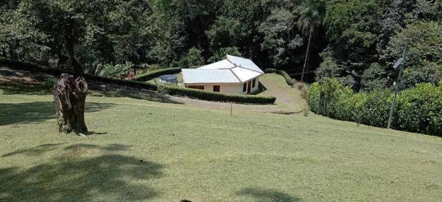 Venta de Quinta con lote de 16.000 m2 en Turrubares San Pedro  - Venta en Turrubares