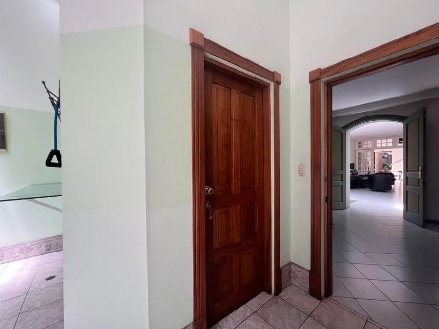 Venta de Amplia Casa en Uruca, San José. RAH 25-528 - Venta en Uruca — photo 2