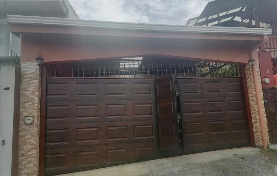 CASA EN VENTA EN SAN RAFAEL DE HEREDIA RAH 233057  - Venta en San Rafael