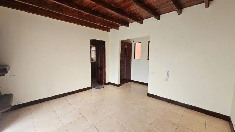 Venta propiedad en Moravia con amplia zona verde - Venta en Moravia — photo 3