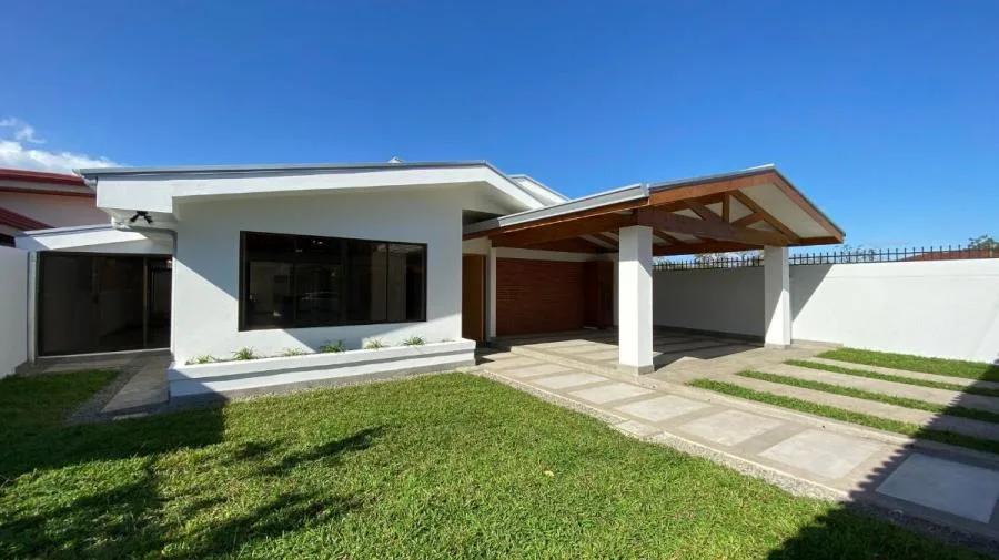 Venta de Casa en Rio Oro  MGA - Venta en Santa Ana