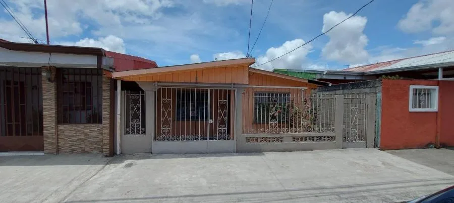 Venta de Casa + APTO en Oreamuno, Cartago. RAH 26-820 - Venta en Oreamuno