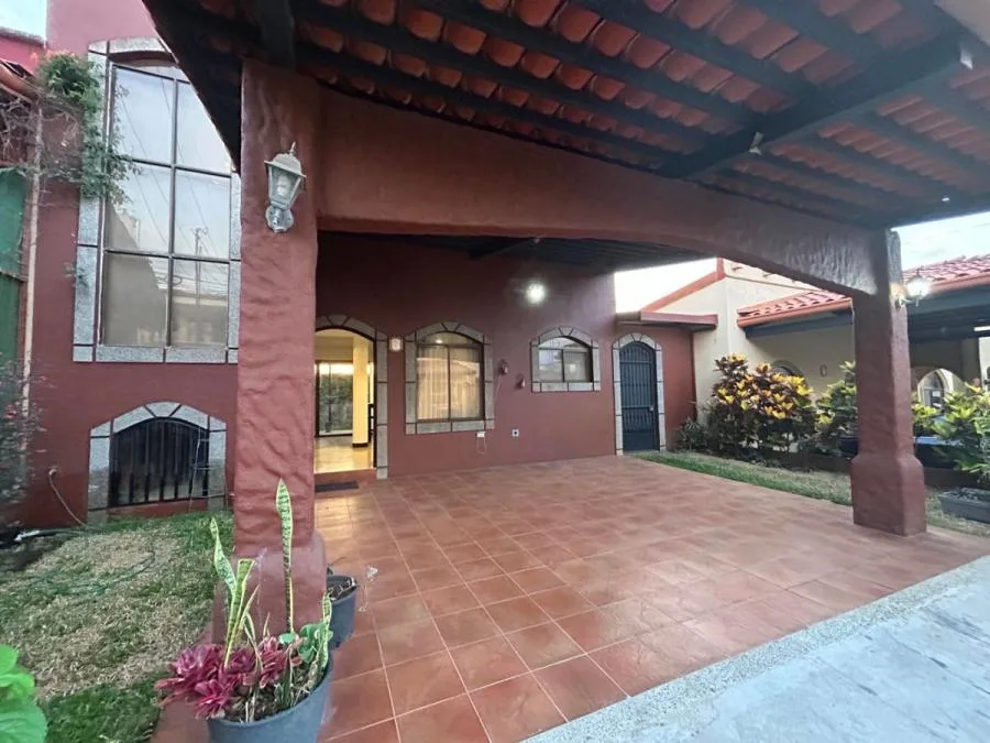 Casa  amueblada en alquiler en San Francisco de Heredia MGA - Alquiler / Renta en San Francisco