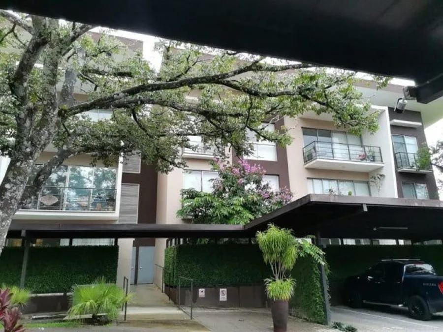 Venta de Apartamento en Brasil de Santa Ana. RAH 23-2339 - Venta en Brasil