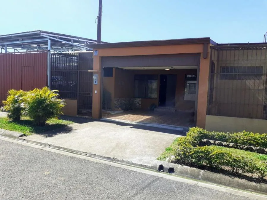 Casa en venta en Cartago Centro. RAH 22-1048 - Venta en Cartago