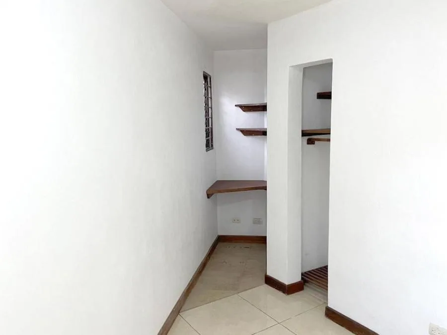 Venta de Local Comercial + 2 APTOS en Zapote-San José. RAH 26-1353 PRECIO REBAJADO - Venta en Zapote — photo 2