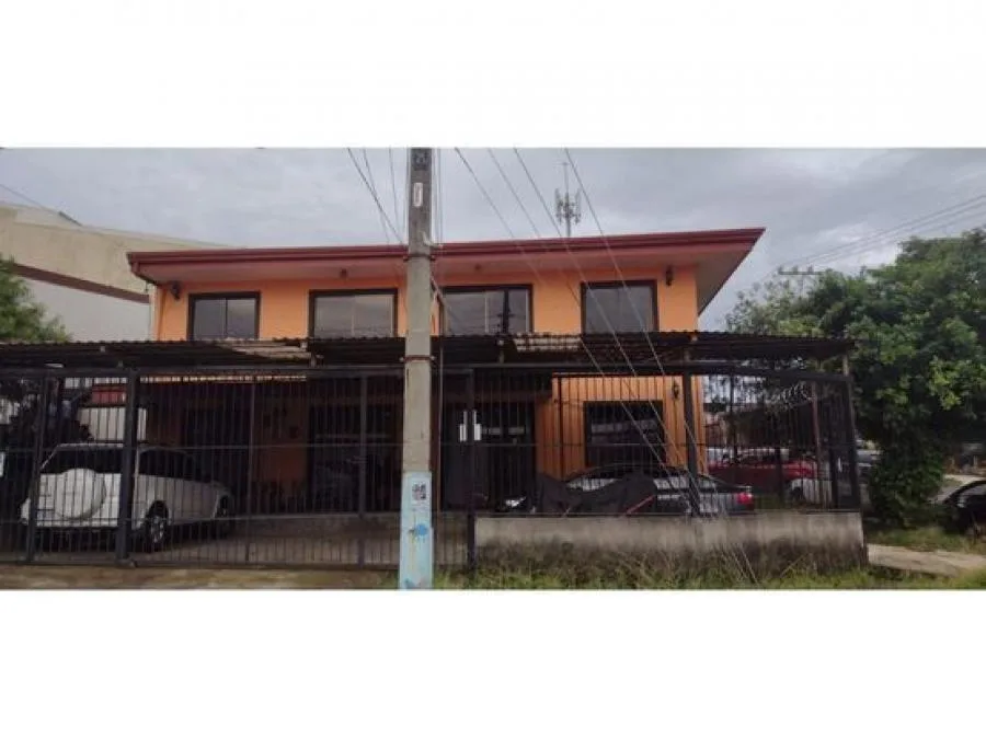 VENTA DE EDIFICIO CON 4 APARTAMENTOS, HEREDIA, BARVA, SAN ROQUE - Venta en Barva