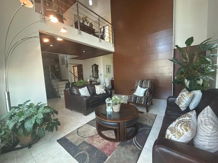 Se vende Hermosa casa  en Heredia dentro de condominio - Venta en Ulloa