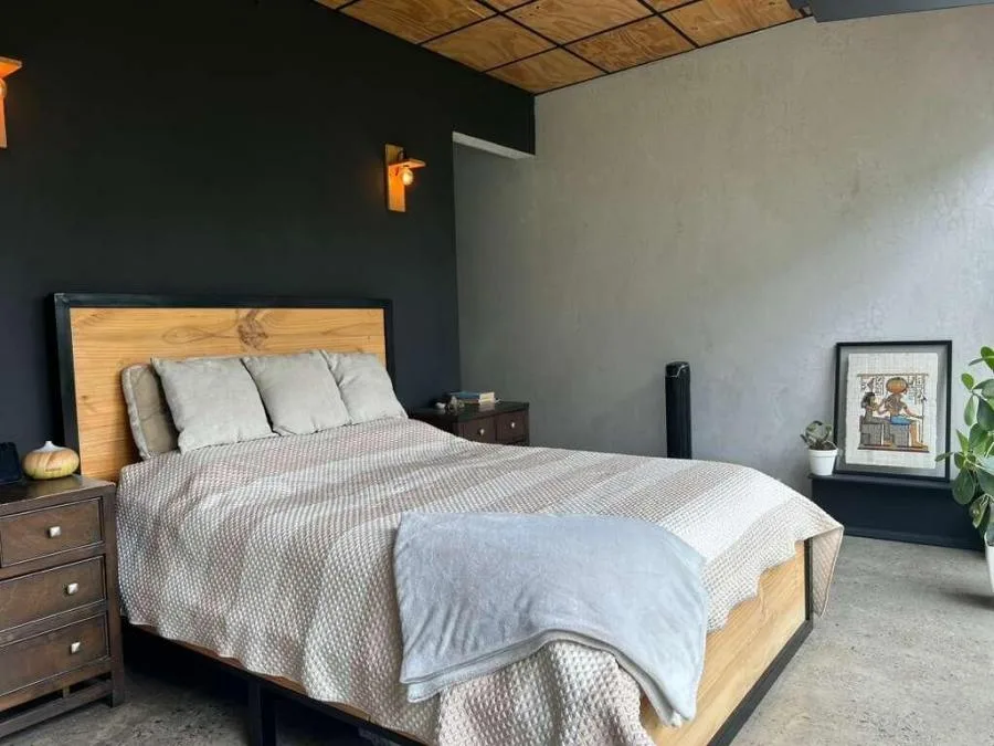 Casa moderna con uso comercial y diseño industrial contemporáneo 26-1341 GS - Alquiler / Renta en Mora — photo 4