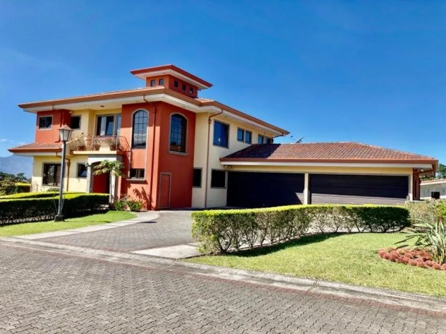 Venta de Casa en Santo Domingo, Heredia. - Venta en Santo Domingo