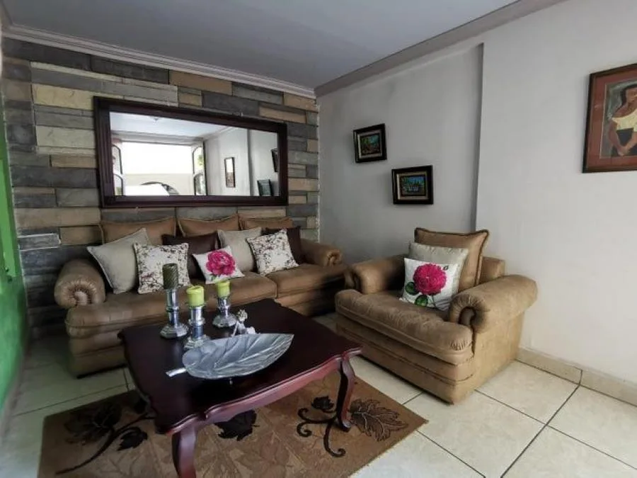 Venta de 3 Apartamentos en Moravia, San José. RAH 25-298 - Venta en Moravia — photo 3