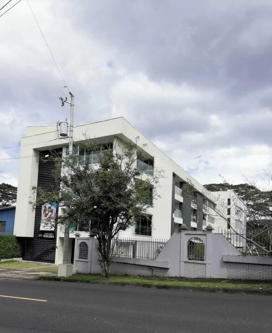 APARTAMENTO EN VENTA EN CONDOMINIO RORAIMA, SABANILLA RAH 231193  - Venta en Montes de Oca