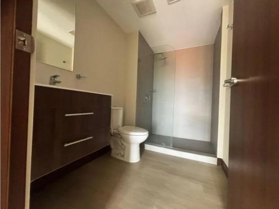 ALQUILER DE APARTAMENTO AMUEBLADO, SAN JOSE, URUCA, CONDOMINIO AZENZA TOWER - 8527390 - Alquiler / Renta en Uruca — photo 2