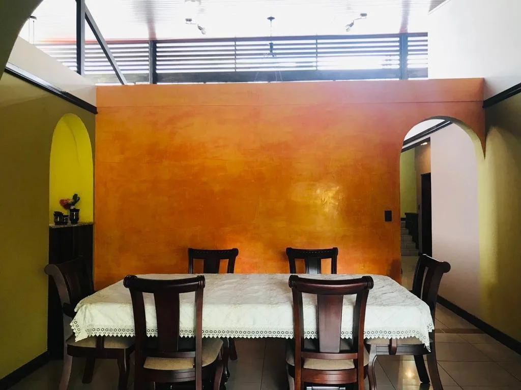 Se vende casa en Catedral San José 26-1130 - Venta en San José