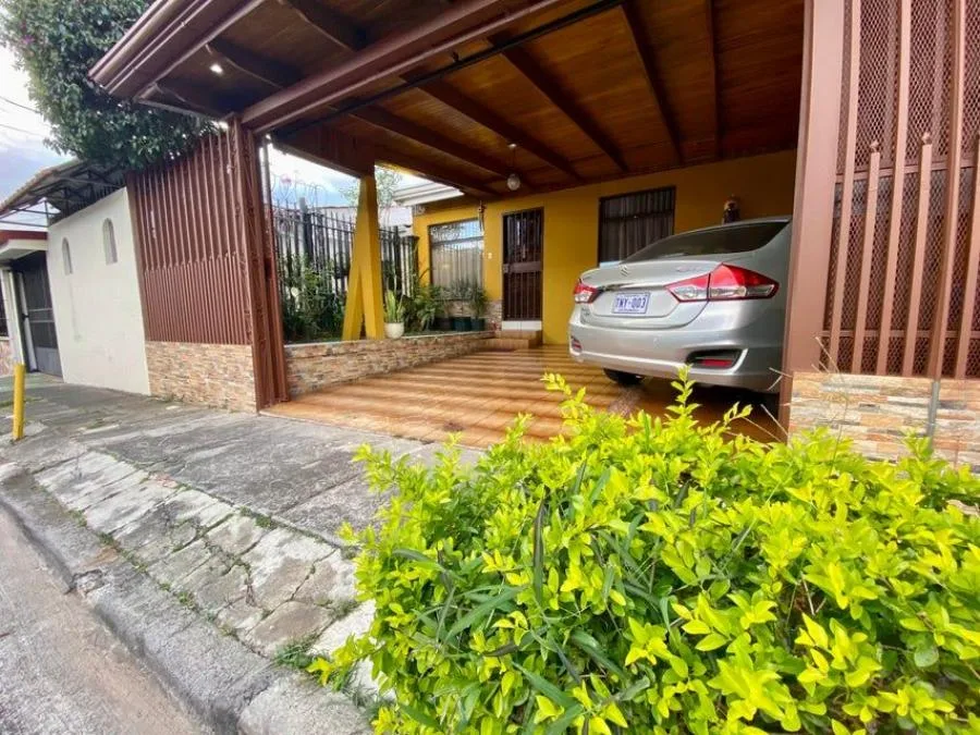 Casa en Venta en San Fco dos Ríos, San José. RAH 24-716 - Venta en San Francisco de Dos Ríos