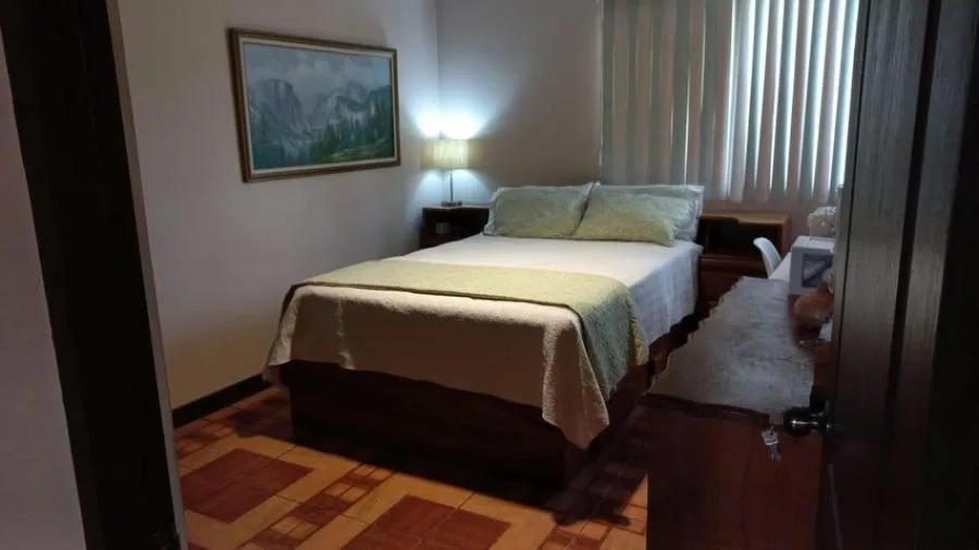 Venta de Casa en Tibás, San José. RAH 25-58 PRECIO REBAJADO - Venta en Tibás — photo 4