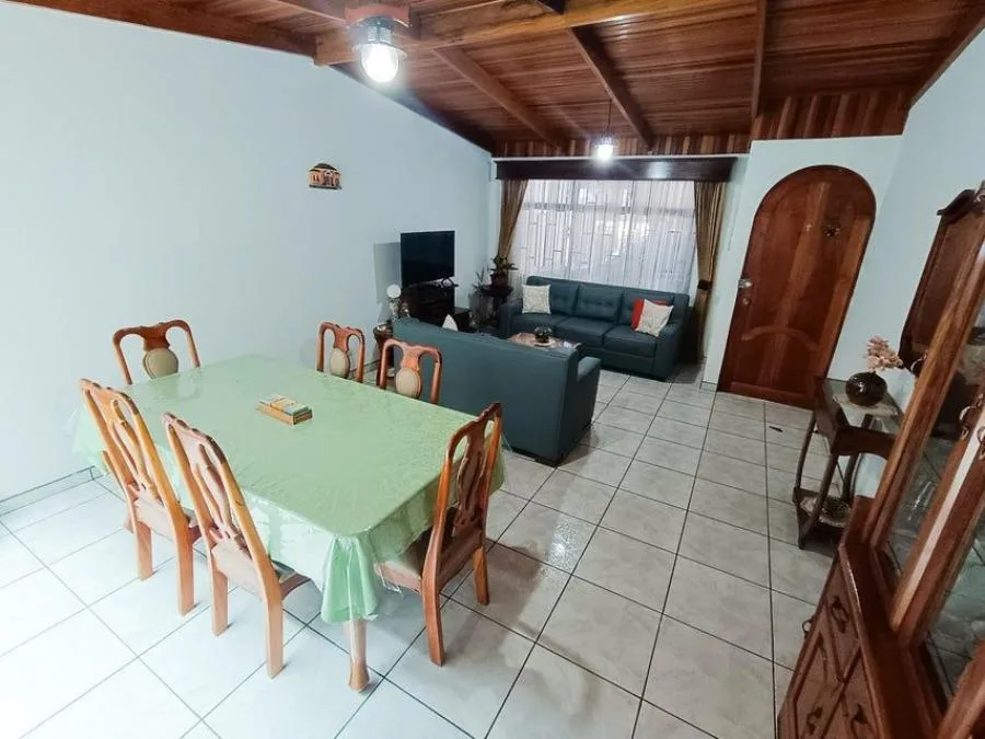 Venta de Casa en Goicoechea, San José. RAH 25-426 - Venta en Goicoechea — photo 3