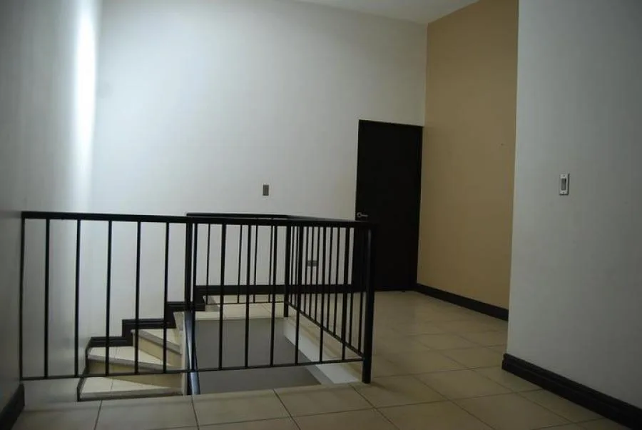 Venta de Casa en Uruca, Santa Ana. RAH 24-1647 - Venta en Uruca — photo 5