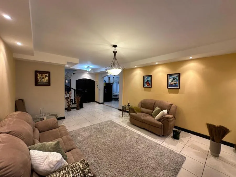 Venta de casa en Residencial Privado en Coronado $250,000 #SO009 - Venta en Vasquez de Coronado — photo 2