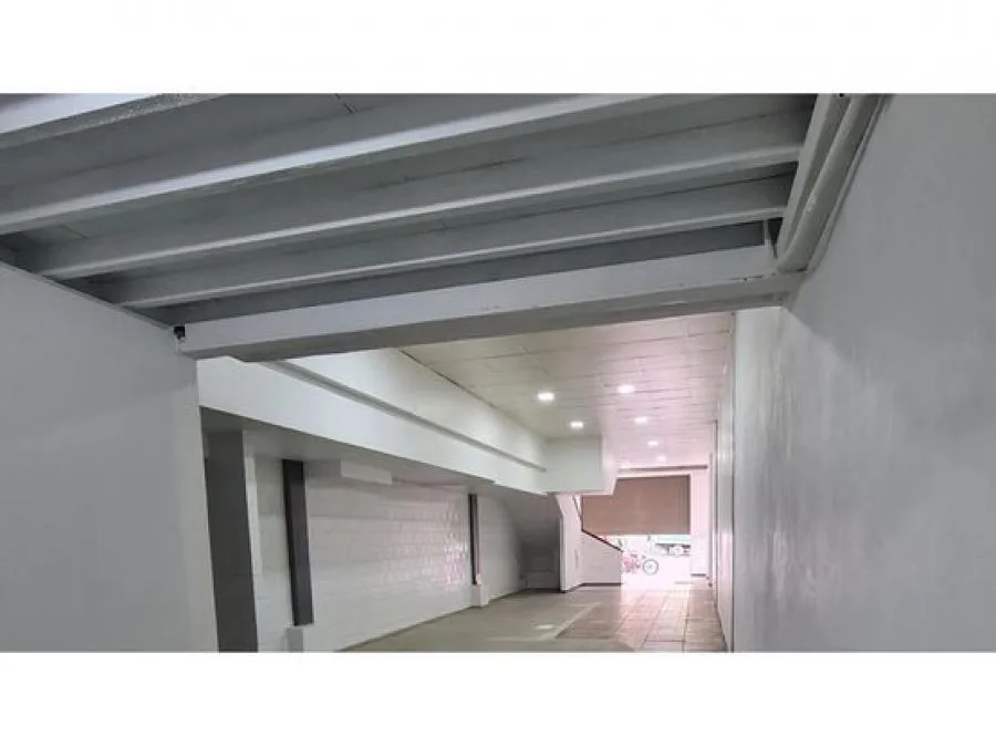 ALQUILER DE LOCAL, SAN JOSÉ, AVENIDA SEGUNDA - Alquiler / Renta en San José — photo 5