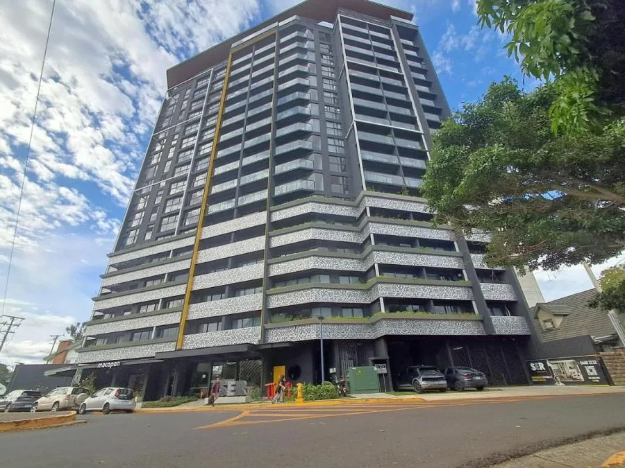 Venta de Edificio Comercial en Carmen, San José. RAH 25-610 - Venta en Carmen