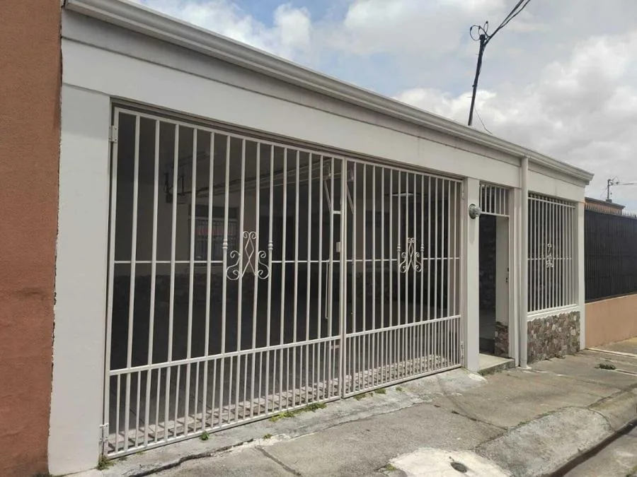 CASA EN VENTA EN SAN ANTONIO DE CORONADO RAH 24170  - Venta en Vasquez de Coronado