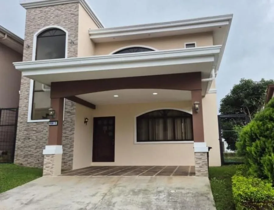 Venta de Casa en Ulloa, Heredia. RAH 25-1325 - Venta en Ulloa