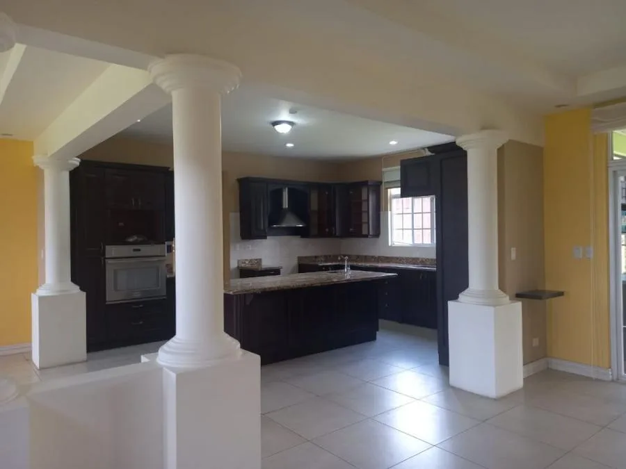 SAN JOSE CORONADO VENDO CASA GRANDE $900.000 - Venta en Vasquez de Coronado — photo 3