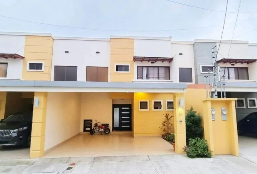 Casa en condominio ubicado en El Carmen de Guadalupe RAH 221014 - Venta en Goicoechea