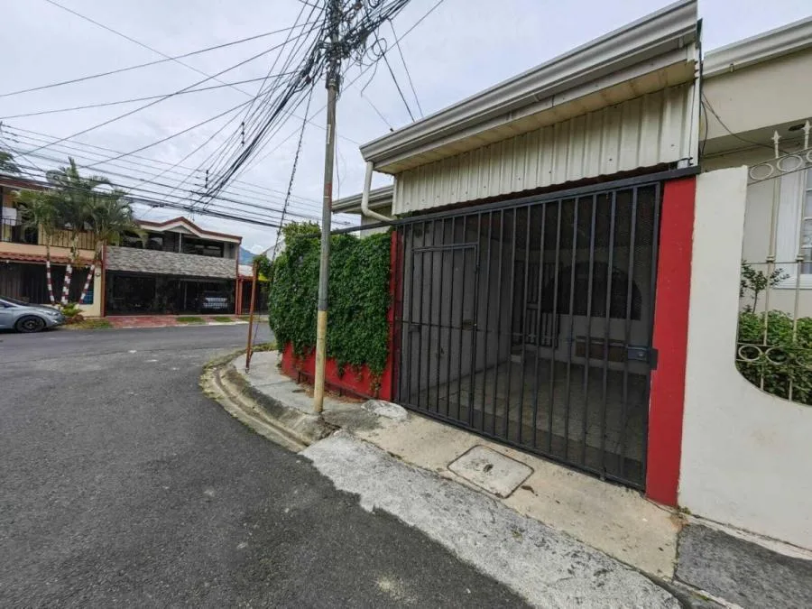 Casa en Venta en Desamparados, San José. RAH 23-2457 - Venta en Desamparados