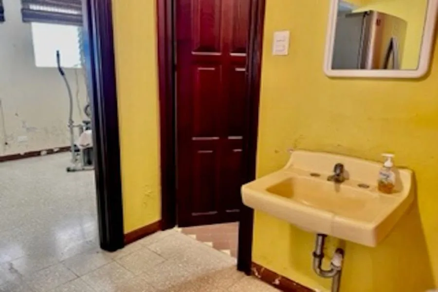 Venta de casa en Los Yoses, San José $250.000 #LL153 - Venta en San Pedro — photo 2