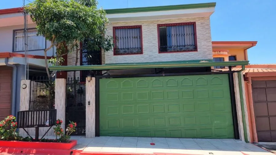 Casa en Residemcial Casablanca - Venta en Residencial Casa Blanca