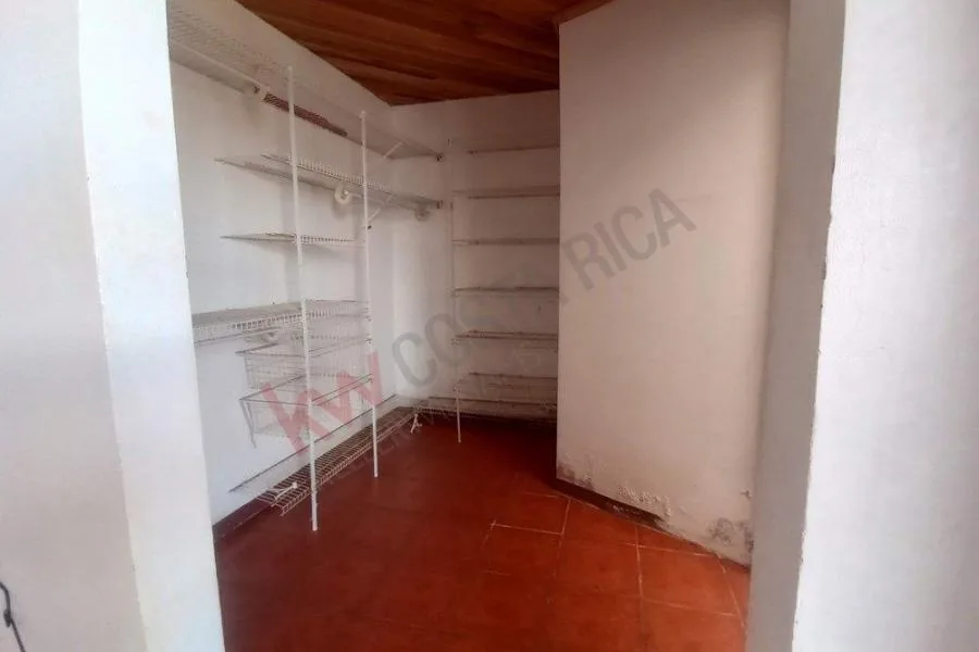 Venta de casa en Urbanización Villa Adobe, Santo Domingo de Heredia US$ 172.632 #6556 - Venta en Santo Domingo — photo 5