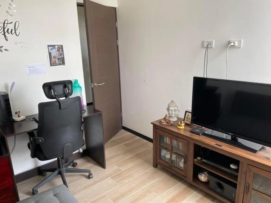 Venta de Encantadora Casa en Tibás / Mls. 25-1985 OFC JB - Venta en Tibás — photo 5