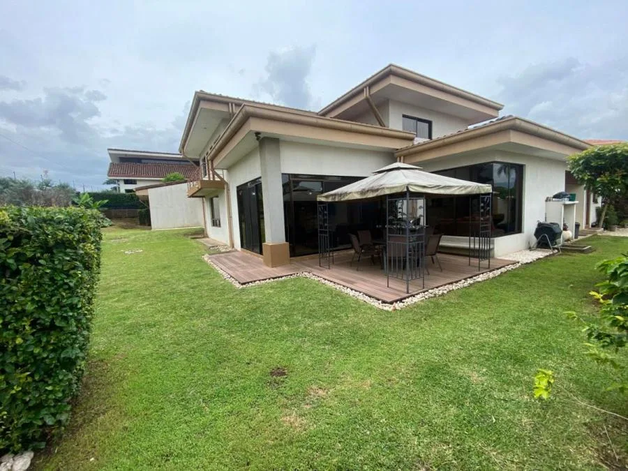 Casa en Venta en San Francisco de Heredia RAH #222167 - Venta en San Francisco