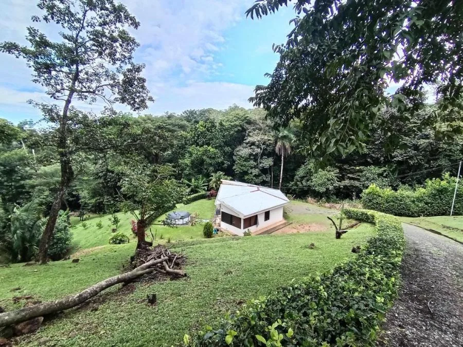Venta de Quinta en Turribares, Alajuela. RAH 25-695 - Venta en Turrubares