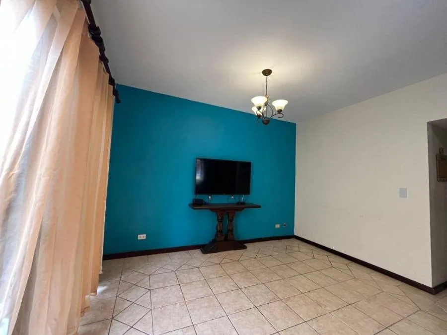 Venta de Acogedora Casa en Brasil de Mora / Mls. 25-1756 OFC JB - Venta en Mora — photo 4