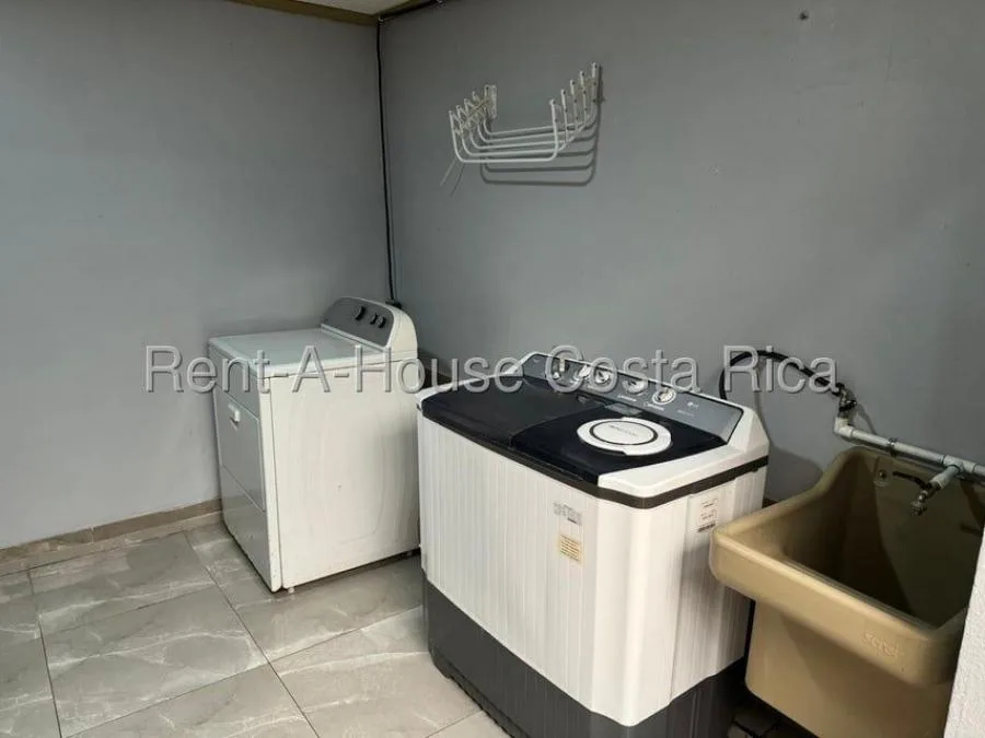 Venta de Casa en Guadalupe-Mata de Plátano. RAH 26-1417 - Venta en Goicoechea — photo 2