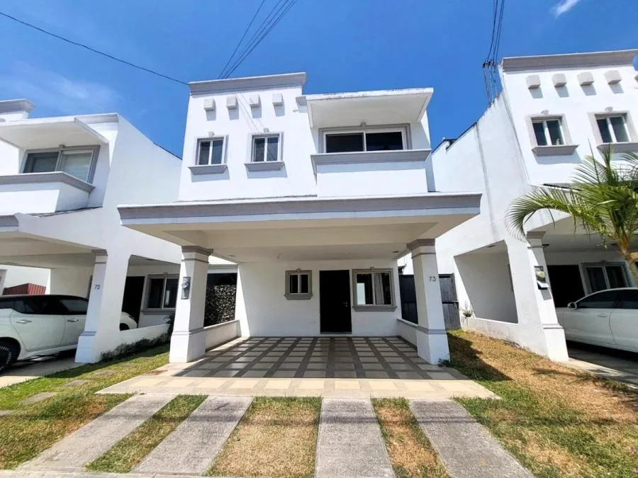 Venta de Casa en La Guâcima, Alajuela. RAH 25-1589 - Venta en Guácima