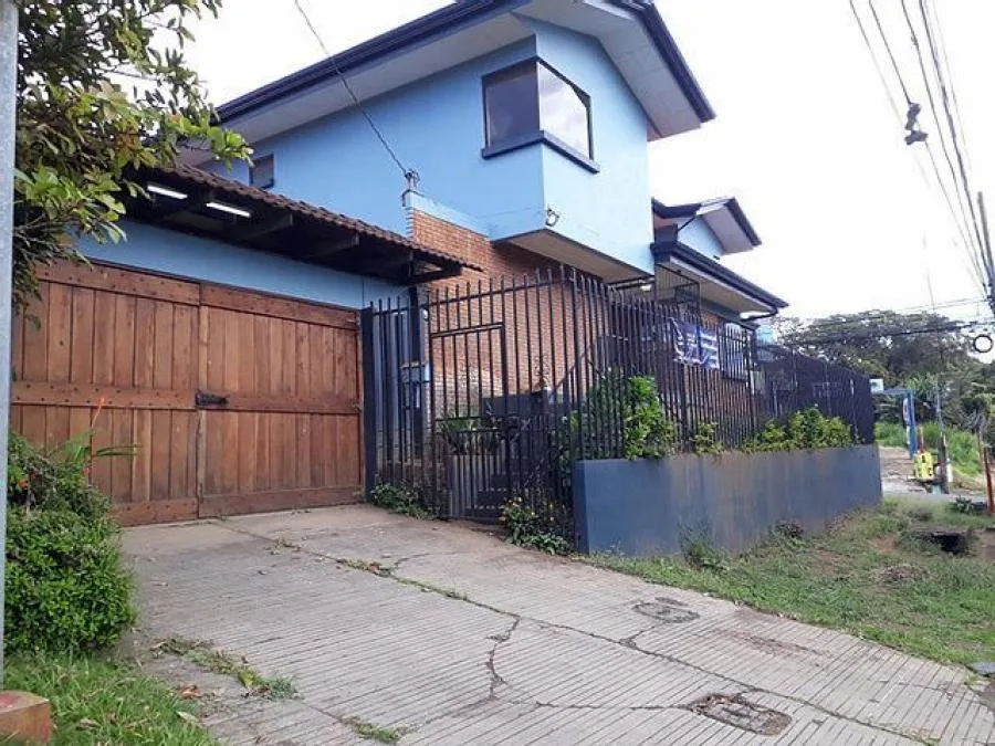 HEREDIA SANTO DOMINGO VENDO EDIFICIO - Venta en Santo Domingo
