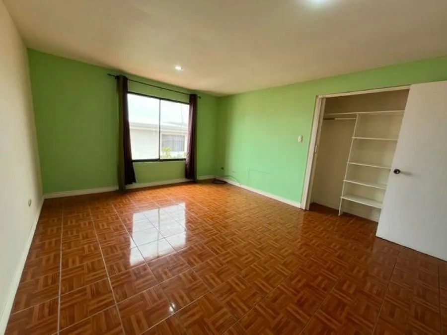 Casa en venta en Moravia MLS 25-1573 - Venta en Moravia — photo 3