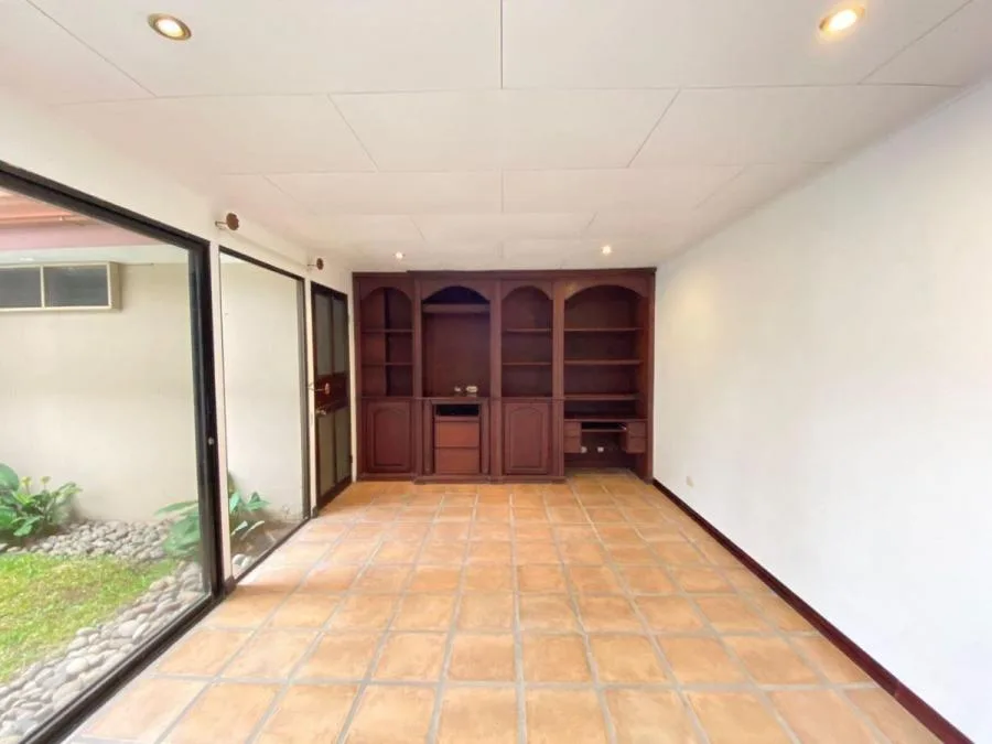 Venta de Casa en La uruca MGA - Venta en Uruca — photo 5