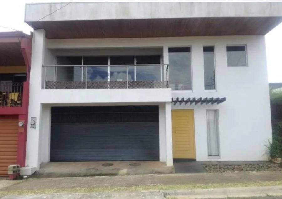 Casa En Venta En Urbanización En Palmares De Alajuela ; Idi: 135021 - Venta en Palmares