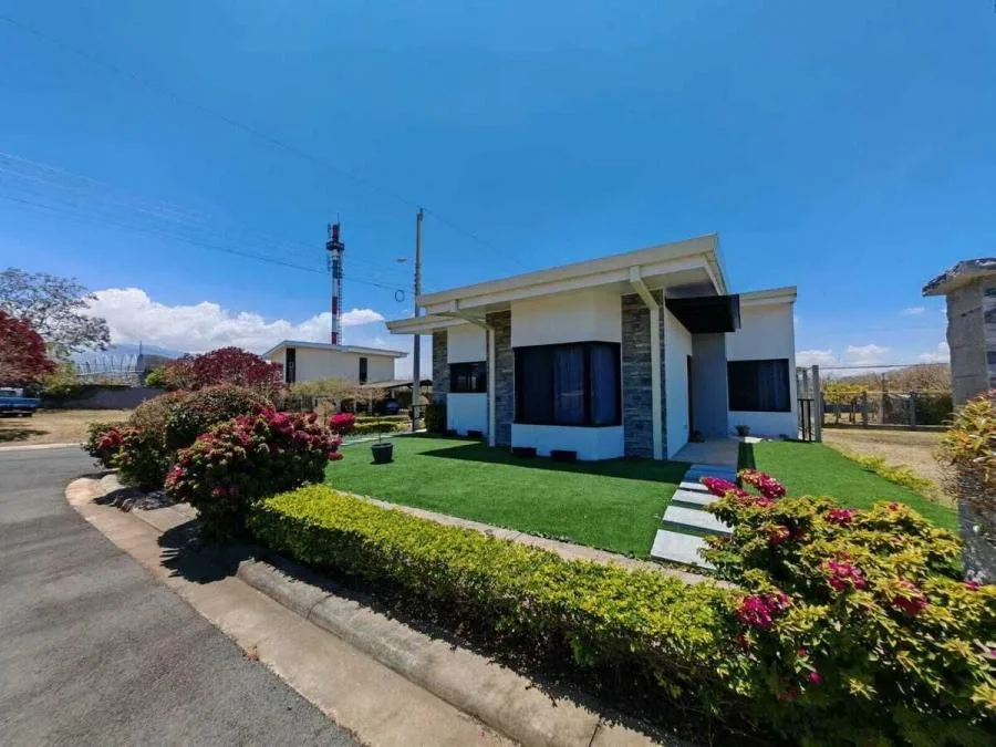Venta de casa en condominio en San Isidro de Heredia #3080 - Venta en San Isidro