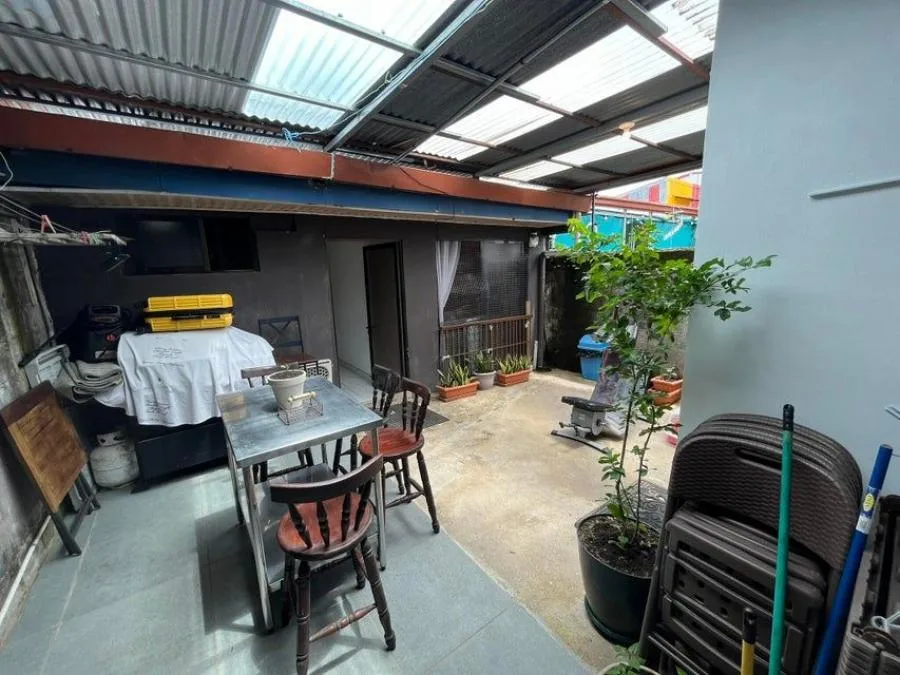 MLS-25-450 LS VENTA CASA ALAJUELA CENTRO  - Venta en Alajuela