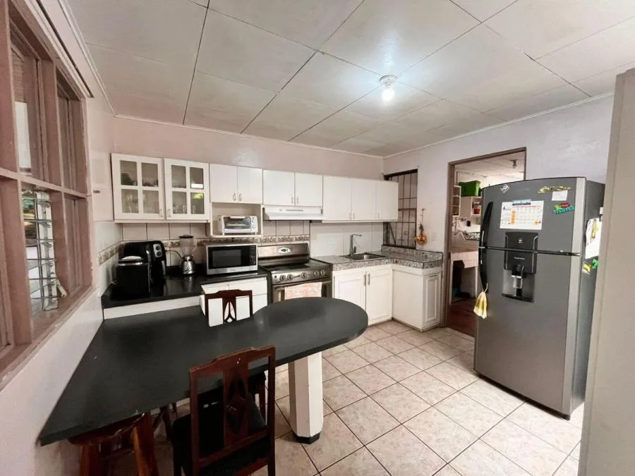 Venta de Casa + Mini Apto en San Juan de Tibás. RAH 26-786 - Venta en Tibás — photo 5