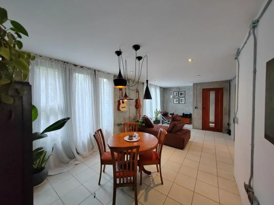 Venta de casa con Apartamento EN TIBAS PBR - Venta en Tibás